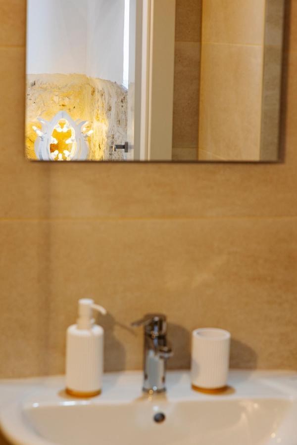 Apulian House Hotel Brindisi Ngoại thất bức ảnh